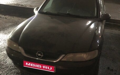 Opel Vectra B рестайлинг, 2000 год, 200 000 рублей, 1 фотография