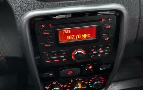 Renault Duster I рестайлинг, 2013 год, 900 000 рублей, 17 фотография