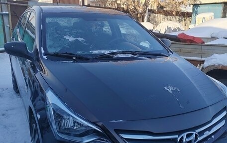 Hyundai Solaris II рестайлинг, 2015 год, 850 000 рублей, 1 фотография