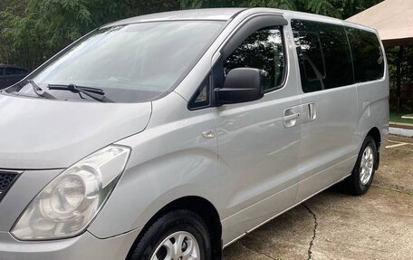 Hyundai Grand Starex Grand Starex I рестайлинг 2, 2010 год, 1 250 000 рублей, 3 фотография