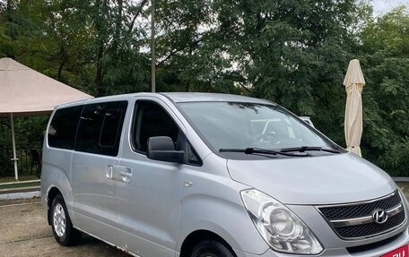 Hyundai Grand Starex Grand Starex I рестайлинг 2, 2010 год, 1 250 000 рублей, 8 фотография