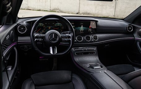 Mercedes-Benz E-Класс, 2020 год, 4 800 000 рублей, 12 фотография