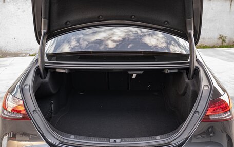 Mercedes-Benz E-Класс, 2020 год, 4 800 000 рублей, 30 фотография