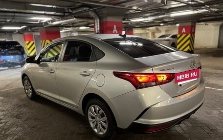 Hyundai Solaris II рестайлинг, 2022 год, 1 690 000 рублей, 6 фотография