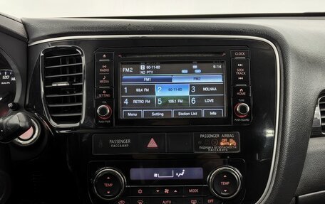 Mitsubishi Outlander III рестайлинг 3, 2017 год, 1 150 000 рублей, 13 фотография