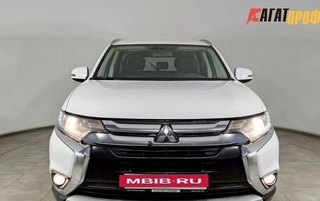 Mitsubishi Outlander III рестайлинг 3, 2017 год, 1 150 000 рублей, 2 фотография