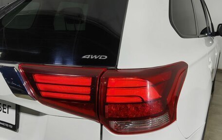 Mitsubishi Outlander III рестайлинг 3, 2017 год, 1 150 000 рублей, 27 фотография