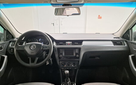 Skoda Rapid I, 2017 год, 780 000 рублей, 17 фотография