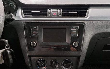 Skoda Rapid I, 2017 год, 780 000 рублей, 18 фотография