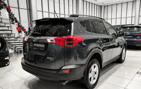 Toyota RAV4, 2014 год, 1 890 000 рублей, 9 фотография