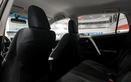 Toyota RAV4, 2014 год, 1 890 000 рублей, 16 фотография