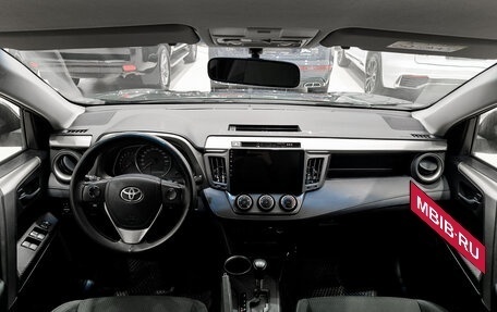 Toyota RAV4, 2014 год, 1 890 000 рублей, 18 фотография