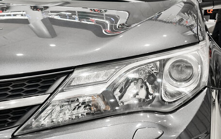 Toyota RAV4, 2014 год, 1 890 000 рублей, 21 фотография