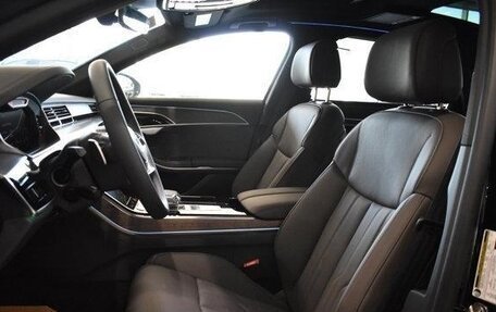 Audi A8, 2025 год, 12 815 000 рублей, 26 фотография