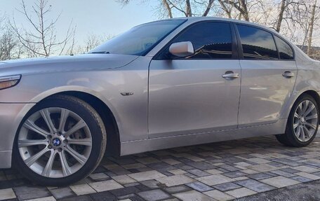 BMW 5 серия, 2004 год, 850 000 рублей, 4 фотография