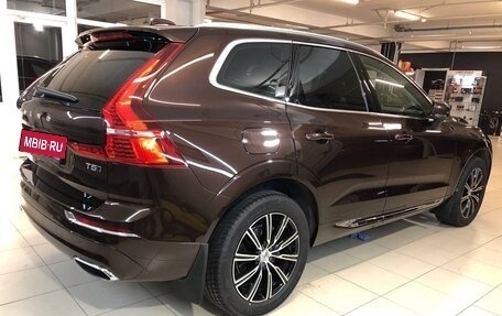 Volvo XC60 II, 2021 год, 5 800 000 рублей, 4 фотография
