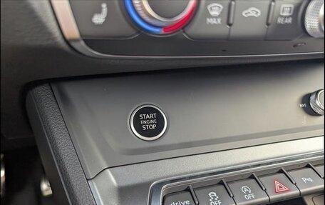 Audi Q3, 2025 год, 6 137 000 рублей, 14 фотография