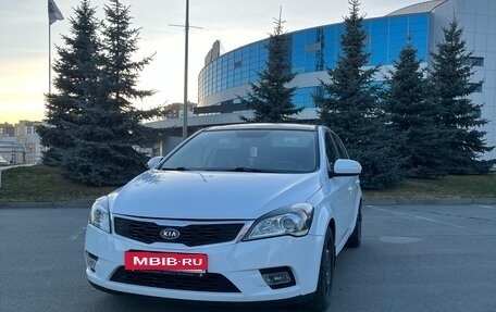 KIA cee'd I рестайлинг, 2011 год, 940 000 рублей, 1 фотография