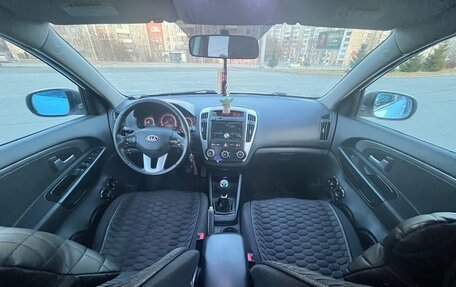 KIA cee'd I рестайлинг, 2011 год, 940 000 рублей, 12 фотография