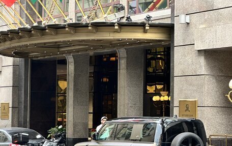 Land Rover Defender II, 2022 год, 10 000 000 рублей, 3 фотография