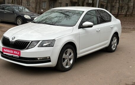 Skoda Octavia, 2017 год, 1 050 000 рублей, 2 фотография