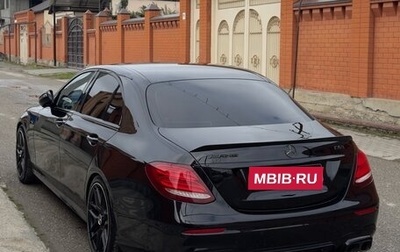 Mercedes-Benz E-Класс, 2018 год, 2 200 000 рублей, 1 фотография