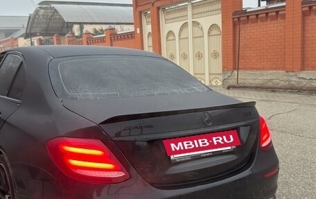 Mercedes-Benz E-Класс, 2018 год, 2 200 000 рублей, 5 фотография