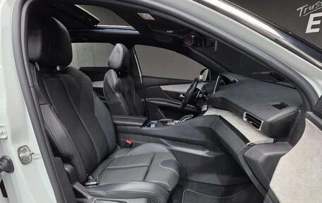 Peugeot 3008 II, 2022 год, 2 350 469 рублей, 10 фотография