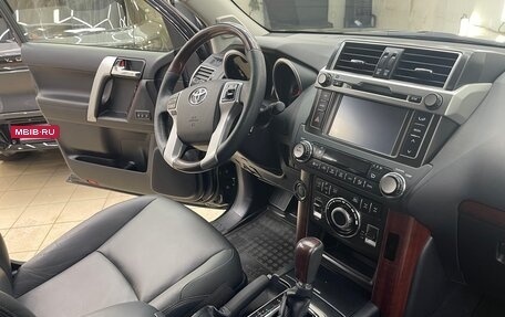 Toyota Land Cruiser Prado 150 рестайлинг 2, 2014 год, 4 400 000 рублей, 16 фотография