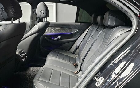 Mercedes-Benz E-Класс, 2023 год, 4 600 000 рублей, 12 фотография