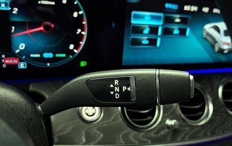 Mercedes-Benz E-Класс, 2023 год, 4 600 000 рублей, 9 фотография