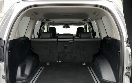 Toyota Land Cruiser Prado 150 рестайлинг 2, 2014 год, 3 540 000 рублей, 10 фотография