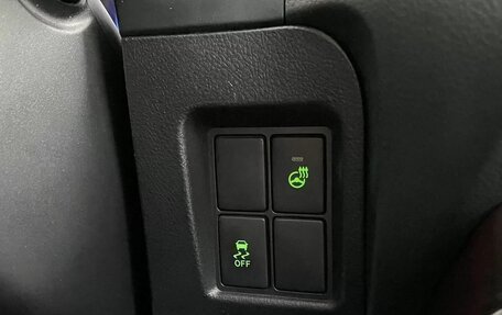 Toyota Land Cruiser Prado 150 рестайлинг 2, 2014 год, 3 540 000 рублей, 21 фотография