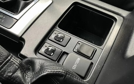 Toyota Land Cruiser Prado 150 рестайлинг 2, 2014 год, 3 540 000 рублей, 27 фотография