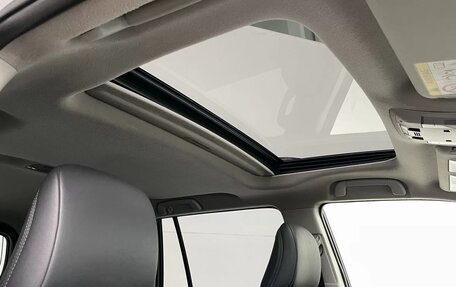 Toyota Land Cruiser Prado 150 рестайлинг 2, 2014 год, 3 540 000 рублей, 30 фотография