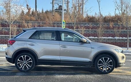 Volkswagen T-Roc I, 2022 год, 1 960 000 рублей, 15 фотография