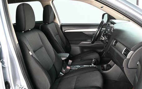 Mitsubishi Outlander III рестайлинг 3, 2012 год, 1 099 000 рублей, 8 фотография