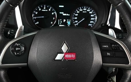 Mitsubishi Outlander III рестайлинг 3, 2012 год, 1 099 000 рублей, 12 фотография