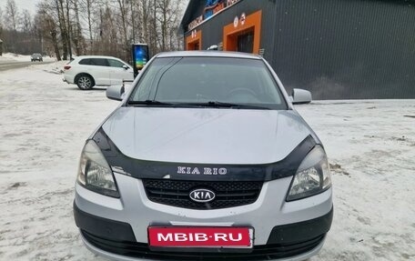 KIA Rio II, 2007 год, 450 000 рублей, 1 фотография