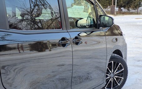 Toyota Voxy III, 2017 год, 2 150 000 рублей, 2 фотография