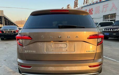 Skoda Karoq I, 2022 год, 2 000 000 рублей, 4 фотография