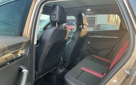 Skoda Karoq I, 2022 год, 2 000 000 рублей, 10 фотография