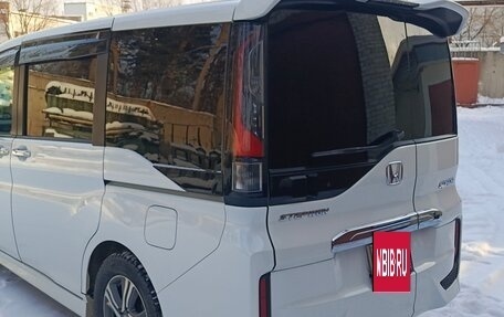 Honda Stepwgn IV, 2016 год, 1 900 000 рублей, 6 фотография