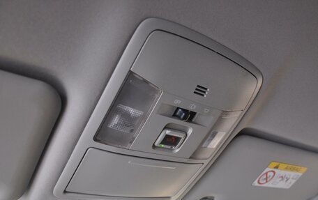 Toyota RAV4, 2017 год, 2 320 000 рублей, 13 фотография