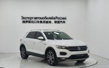 Volkswagen T-Roc I, 2022 год, 1 500 000 рублей, 3 фотография