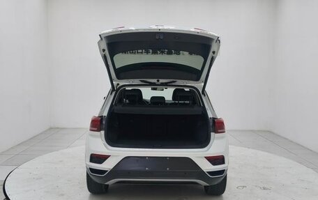 Volkswagen T-Roc I, 2022 год, 1 500 000 рублей, 15 фотография