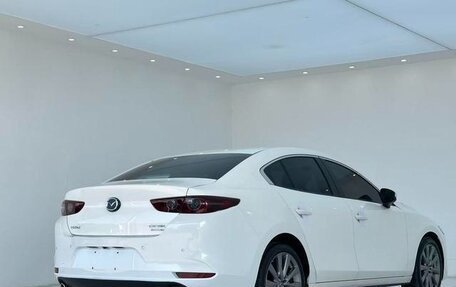 Mazda 3, 2022 год, 1 800 000 рублей, 6 фотография