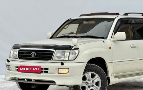 Toyota Land Cruiser 100 рестайлинг 2, 1998 год, 2 100 000 рублей, 2 фотография