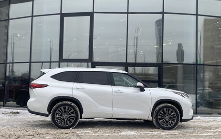 Toyota Highlander, 2025 год, 5 850 000 рублей, 22 фотография