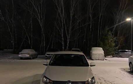 Volkswagen Polo VI (EU Market), 2013 год, 950 000 рублей, 1 фотография